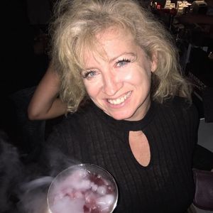 Meet your Posher, Sandra